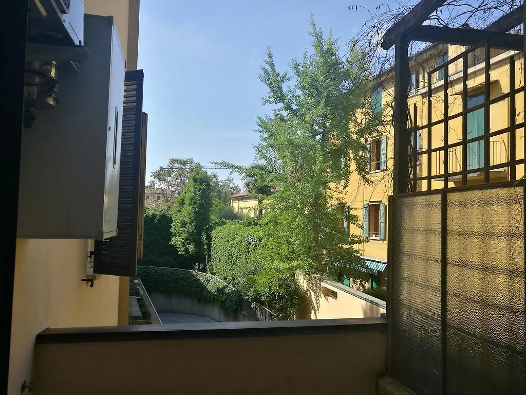 Residenza Piazza Malpighi Bologna 0*,  Italy