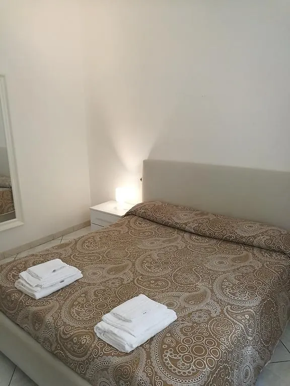 Residenza Piazza Malpighi Bologna 0*,  Italy